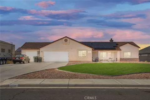 21156 Pinot Ct, Apple Valley, CA 92308