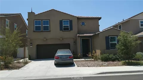 833 Half Moon Ave, Redlands, CA 92374