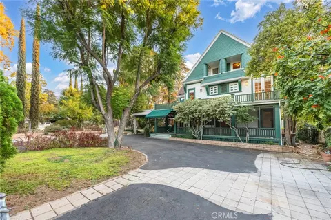 1228 S Center St, Redlands, CA 92373