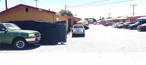765 E 9th St, San Bernardino, CA 92410
