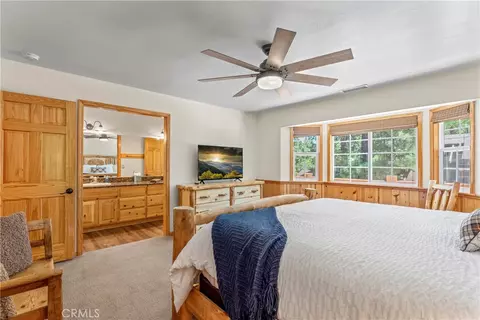 Bedroom - 644 St Moritz Dr, Big Bear Lake, CA 92315 photo 6 of 6
