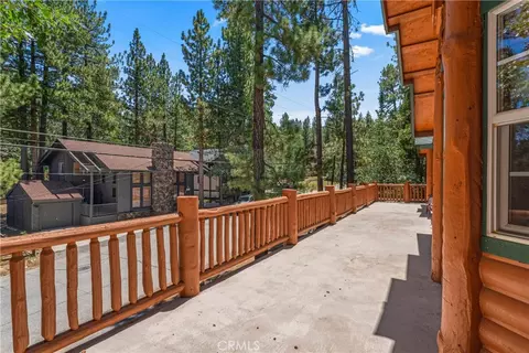 Exterior - 644 St Moritz Dr, Big Bear Lake, CA 92315 photo 6 of 14