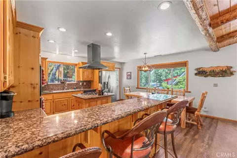 Kitchen - 644 St Moritz Dr, Big Bear Lake, CA 92315 photo 1 of 5