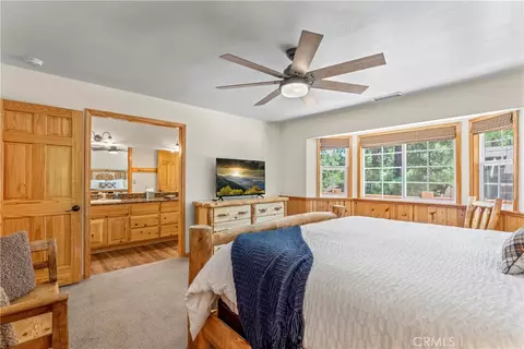 Bedroom - 644 St Moritz Dr, Big Bear Lake, CA 92315 photo 6 of 6
