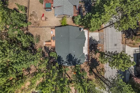 View/Area - 644 St Moritz Dr, Big Bear Lake, CA 92315 photo 1 of 2