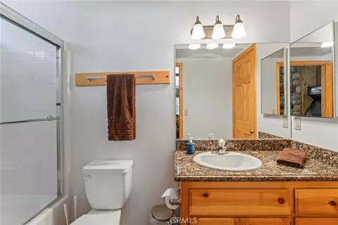Bath - 644 St Moritz Dr, Big Bear Lake, CA 92315 photo 1 of 4
