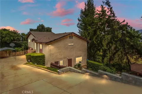 505 E Sunset Dr N, Redlands, CA 92373