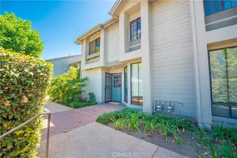 2220 E Chapman Ave #11, Fullerton, CA 92831