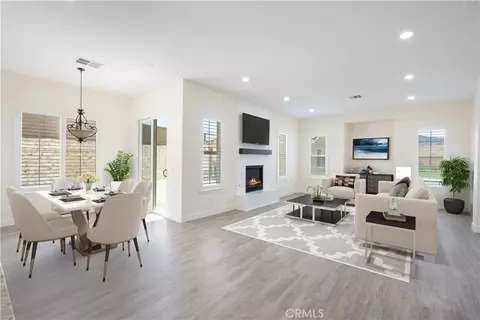 3086 Crystal Ridge Ln, Colton, CA 92324