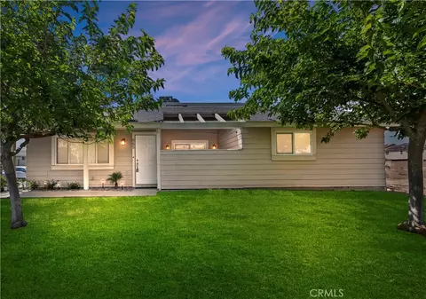 665 Walnut Dr, Lake Elsinore, CA 92530