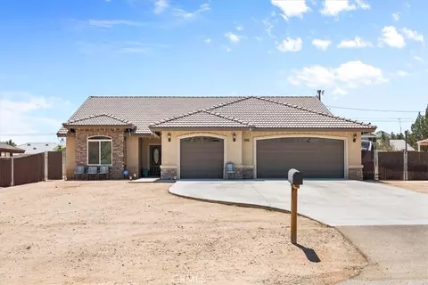 15345 Farmington St, Hesperia, CA 92345