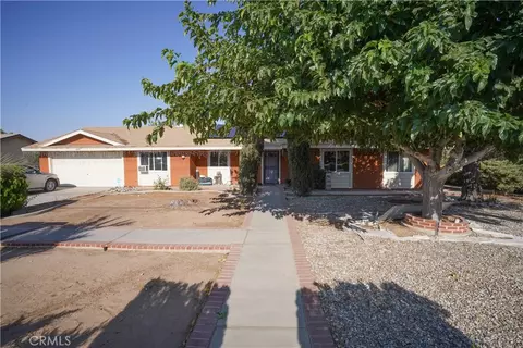 10373 Oakwood Ave, Hesperia, CA 92345