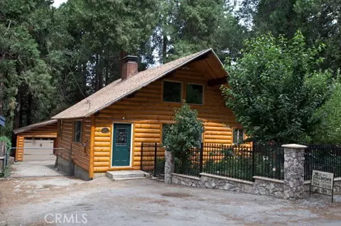 9376 Dogwood Ln, Forest Falls, CA 92339
