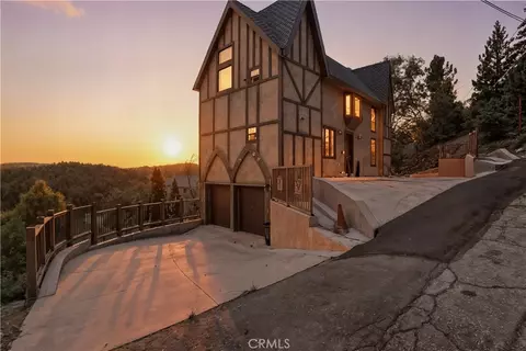 26635 Amador Ln, Lake Arrowhead, CA 92352