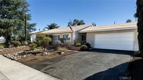 Other - 870 Falcon Ln, Redlands, CA 92374 photo 4 of 13