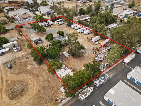 21200 Lemon St, Wildomar, CA 92595