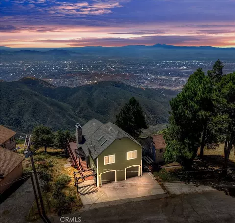 22665 Valley View Dr, Crestline, CA 92325
