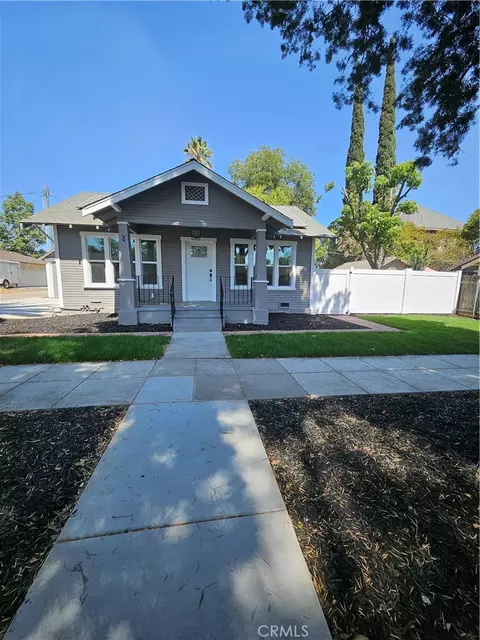4237 4th St, Riverside, CA 92501