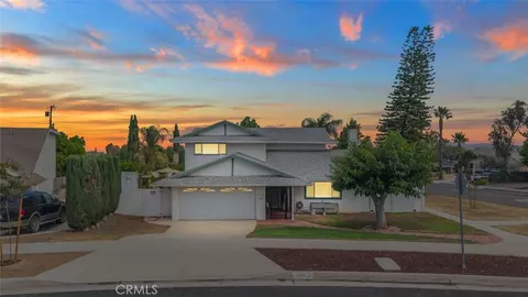 2102 Beatrice Dr, Corona, CA 92879