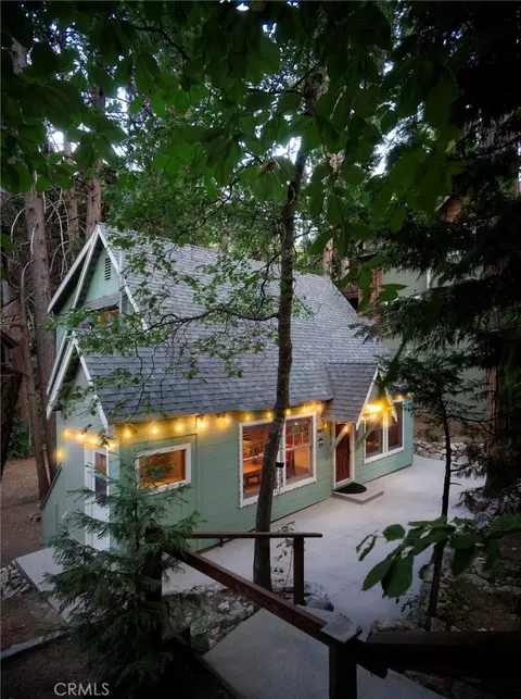 407 Dolly Varden Dr, Lake Arrowhead, CA 92352