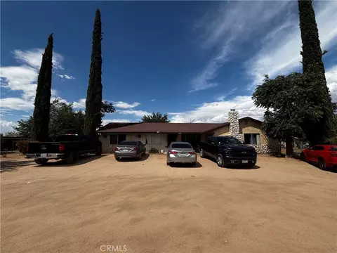 14980 Elm St, Hesperia, CA 92345