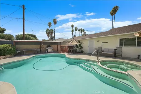 3260 Vista Way, Hemet, CA 92544