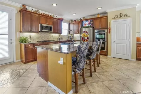 5003 Thornberry Way, Fontana, CA 92336 photo 21