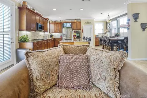 5003 Thornberry Way, Fontana, CA 92336 photo 20