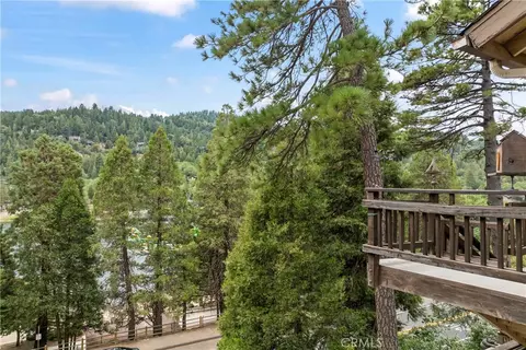 24259 Zurich Dr, Crestline, CA 92325