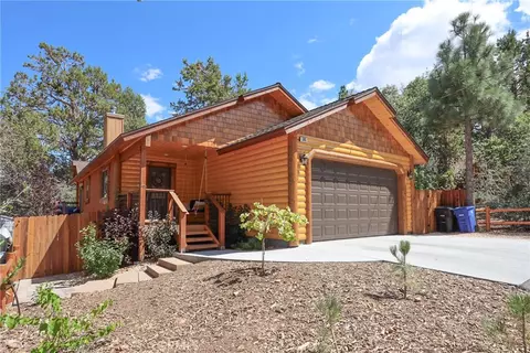 365 Santa Barbara Ave, Sugarloaf, CA 92386