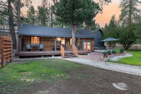 39335 N Shore Dr, Fawnskin, CA 92333