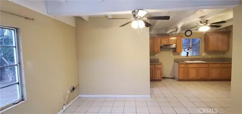 831 W 7th St, Corona, CA 92882