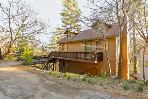 Exterior - 26478 Thunderbird Dr, Lake Arrowhead, CA 92352 photo 21 of 22