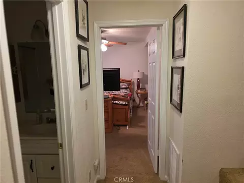 Entry Way - 26478 Thunderbird Dr, Lake Arrowhead, CA 92352 photo 3 of 4