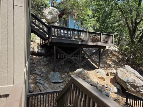 Exterior - 26478 Thunderbird Dr, Lake Arrowhead, CA 92352 photo 8 of 22