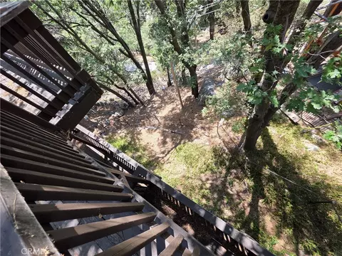 Exterior - 26478 Thunderbird Dr, Lake Arrowhead, CA 92352 photo 13 of 22