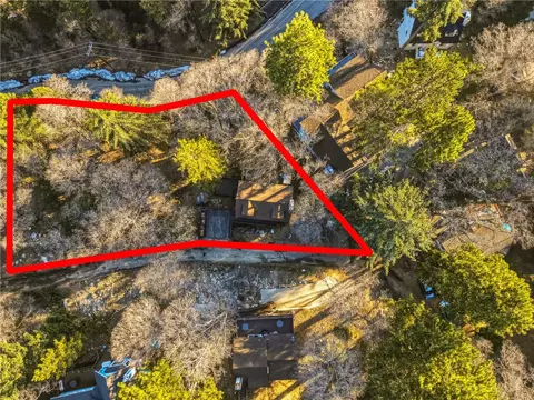 View/Area - 26478 Thunderbird Dr, Lake Arrowhead, CA 92352 photo 1 of 3