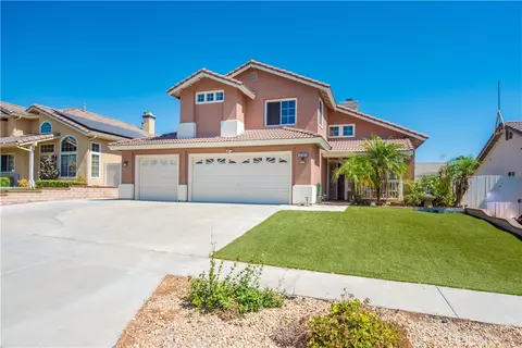 2151 Bowdoin St, Corona, CA 92878