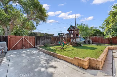 1734 Orange St, Redlands, CA 92374
