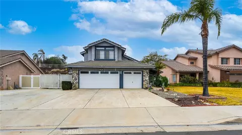 13057 Fescue Ct, Corona, CA 92883