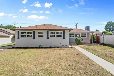 3765 Roslyn St, Riverside, CA 92504