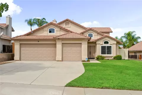 8587 Yarrow Ln, Riverside, CA 92508