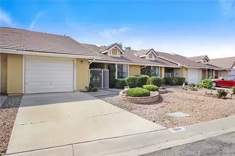 1354 Yorktown Cir, San Jacinto, CA 92583