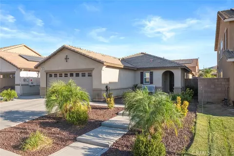 109 Cuyahoga Ct, Perris, CA 92570