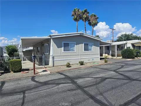 999 S Santa Fe Ave #86, San Jacinto, CA 92583
