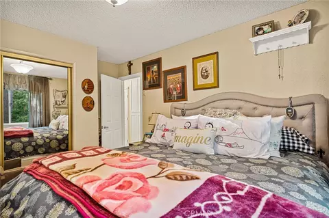 Bedroom - 179 Golf Course Rd, Lake Arrowhead, CA 92352 photo 5 of 5
