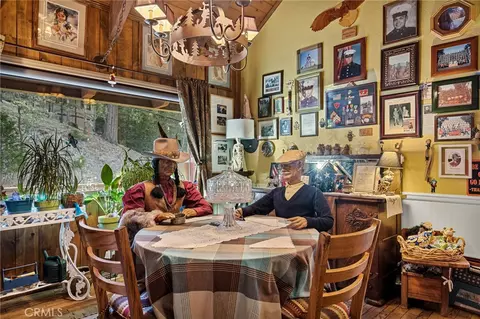 Dining - 179 Golf Course Rd, Lake Arrowhead, CA 92352 photo 1 of 2