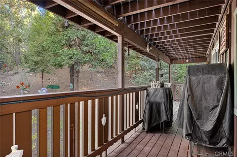 Exterior - 179 Golf Course Rd, Lake Arrowhead, CA 92352 photo 3 of 6