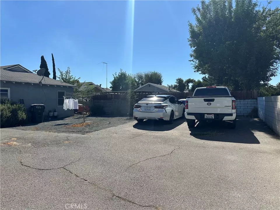  268 Kingman, San Bernardino, CA 92410 photo 5