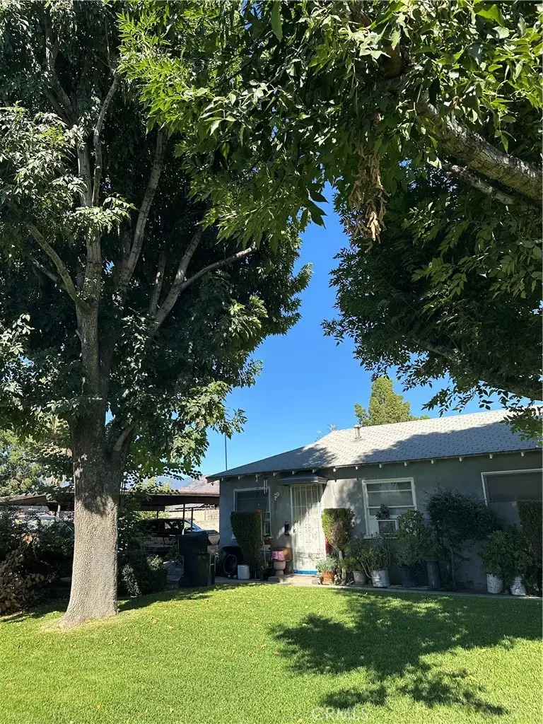  268 Kingman, San Bernardino, CA 92410 photo 2